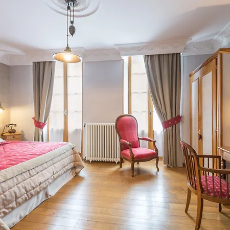 Du Lion D'or Hotel 3*