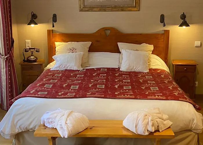 Du Lion D'or 3* Котре